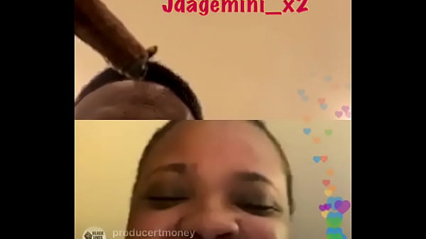 Girl shows her pussy on instagram live