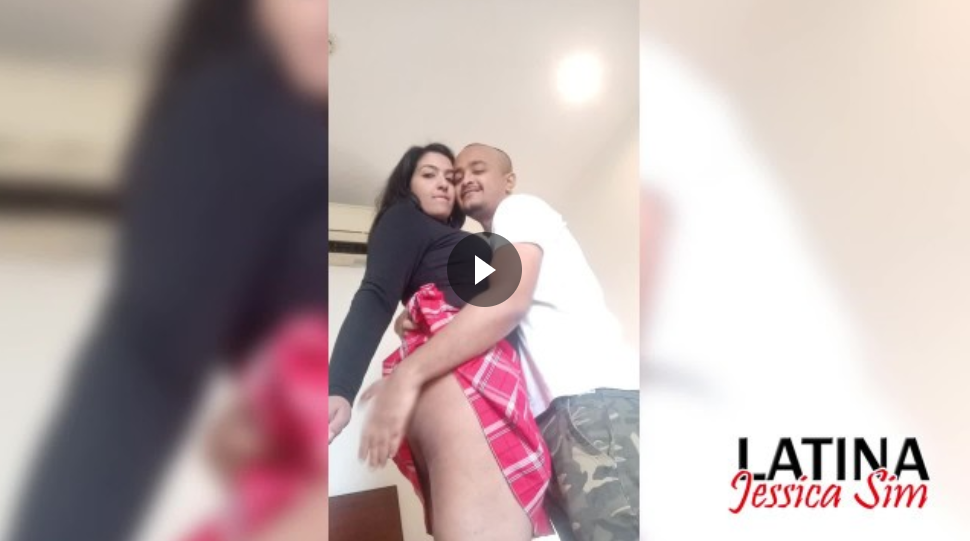 Jessica Kissing and Showing her Butt