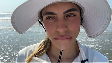 Me FOLLO A MI HERMANASTRA después de una día de playa con casa sola