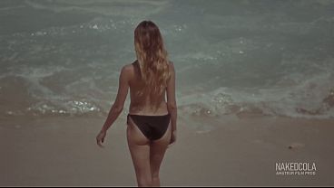 Stepsister pissed on my dick on the nude beach – 4K