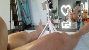 Gheisa Kyd gives me a handjob with OIL, and FUCKS me in COWGIRL position slowly