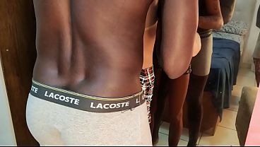 Magrinha safada toma muito leite