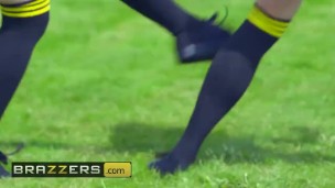 Brazzers – Four soccer sluts share one cock
