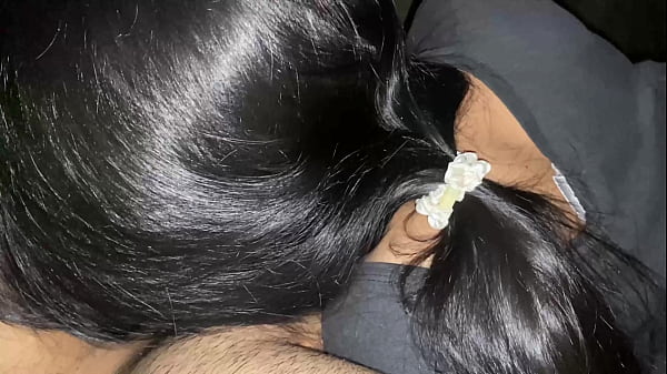 पड़ोसी अंकल ने 18 साल की स्कूल गर्ल की टाइट चूत को अच्छी तरह से चोदा