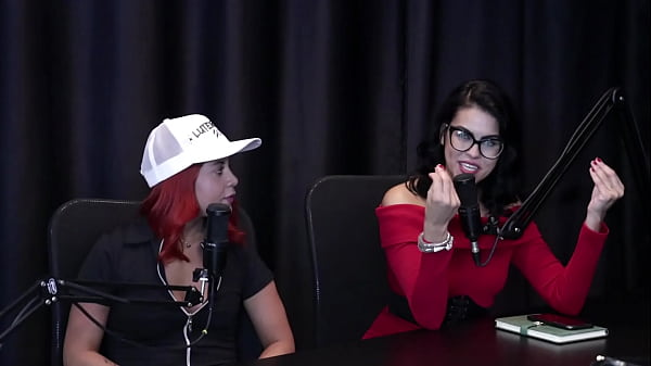 Está dedicado na música, teve uma situação engraçada no show, e as cobranças que fazem é… – Lutero, Bárbara Sol e Bruna Ferrari (WATCH ON: SHEER/RED)