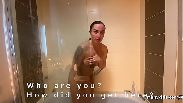 Neighbour poked in the mouth MILF in the shower – Cum on her face