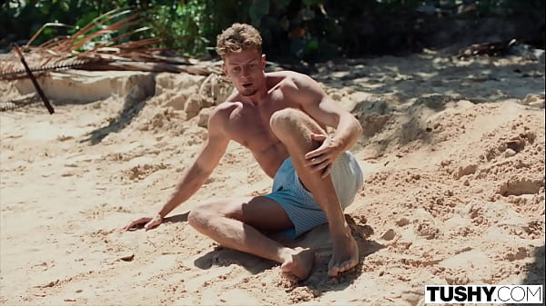 Nicole attracts a guy on the beach while she’s on vacation. They don’t speak the same language, but he’ll go high and low to impress her.