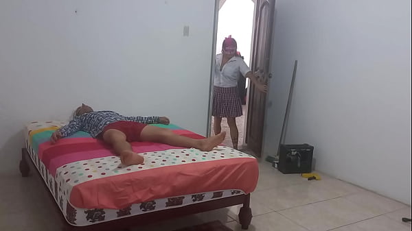 STUDENT PORN!! LATINA FULFILLS THE SEXUAL FETISH OF FUCKING WITH HER STEPFATHER BEFORE GOING TO CLASS. THE STEPFATHER GIVES HER A HUGE ORGASM AND SHE WETS THE BED WITH PLEASURE