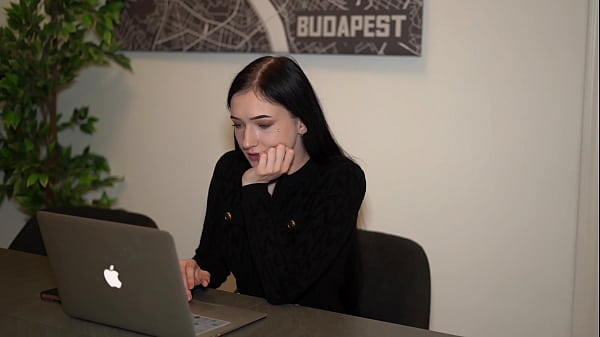 Young girl lends us her mouth to fuck her without stopping – Britney Dutch