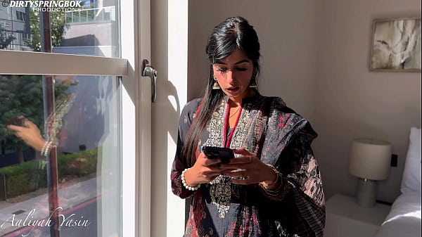 Bhabi Aaliyah Yasin meets up with her best friend
