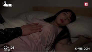 [CD-103] korean After pool fun, Hyunwoo sneaks into Candy’s room…?