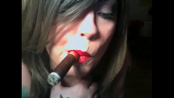 Chubby Domme Using A Holder To Smoke Her Cigar – Smoking Fetish