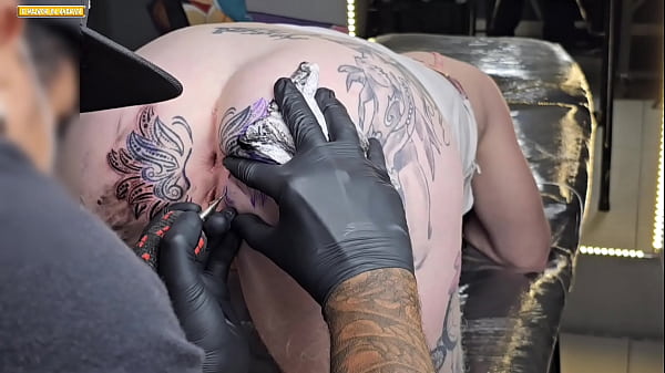 INICIANDO O DIA COM UMA MUDANÇA NA MINHA TATUAGEM ANAL 1