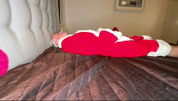 Santa and two horny elves…