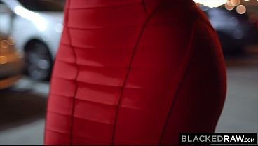BLACKEDRAW Curvaceous babe takes on BBC